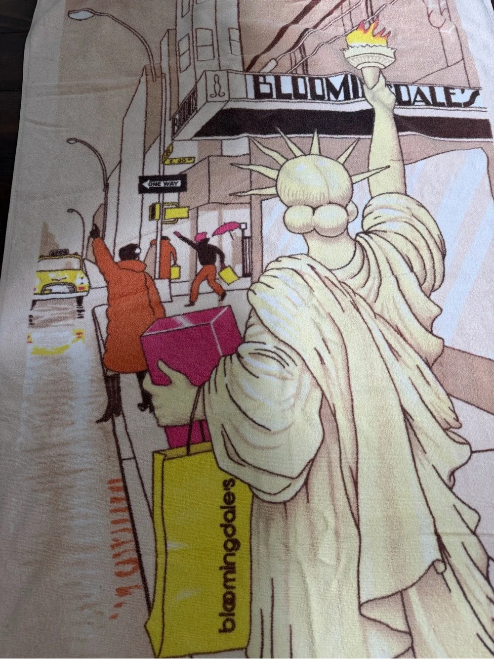 Vintage Retro Pop Art Hudson Talbott Bloomingdale’s and Statue of Liberty Towel